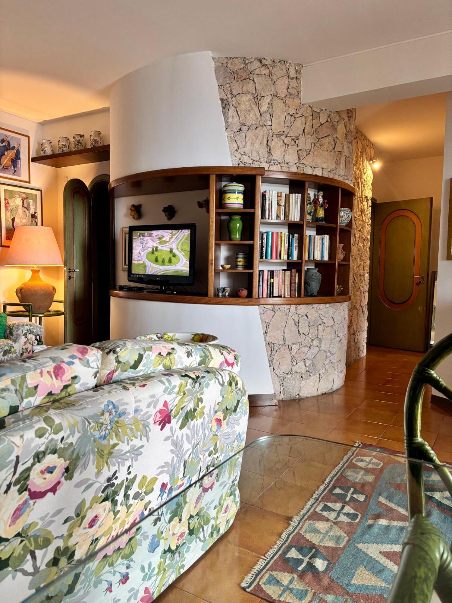 Mara'S House, 10 Minuti A Piedi Dal Centro, Parcheggio Privato Taormina Ngoại thất bức ảnh
