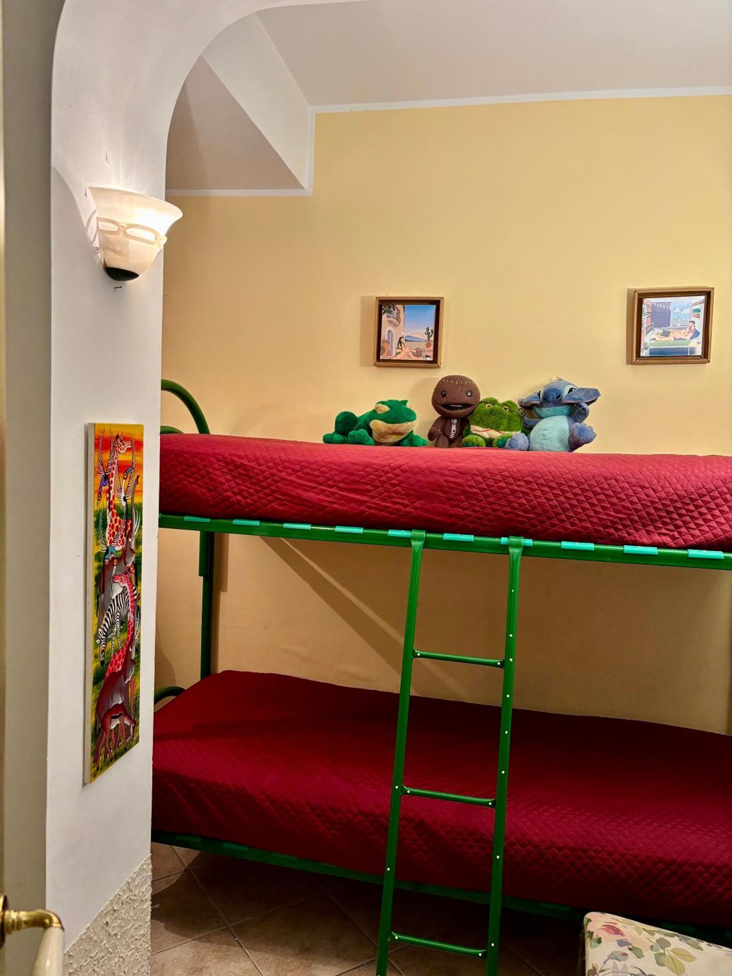 Mara'S House, 10 Minuti A Piedi Dal Centro, Parcheggio Privato Taormina Ngoại thất bức ảnh