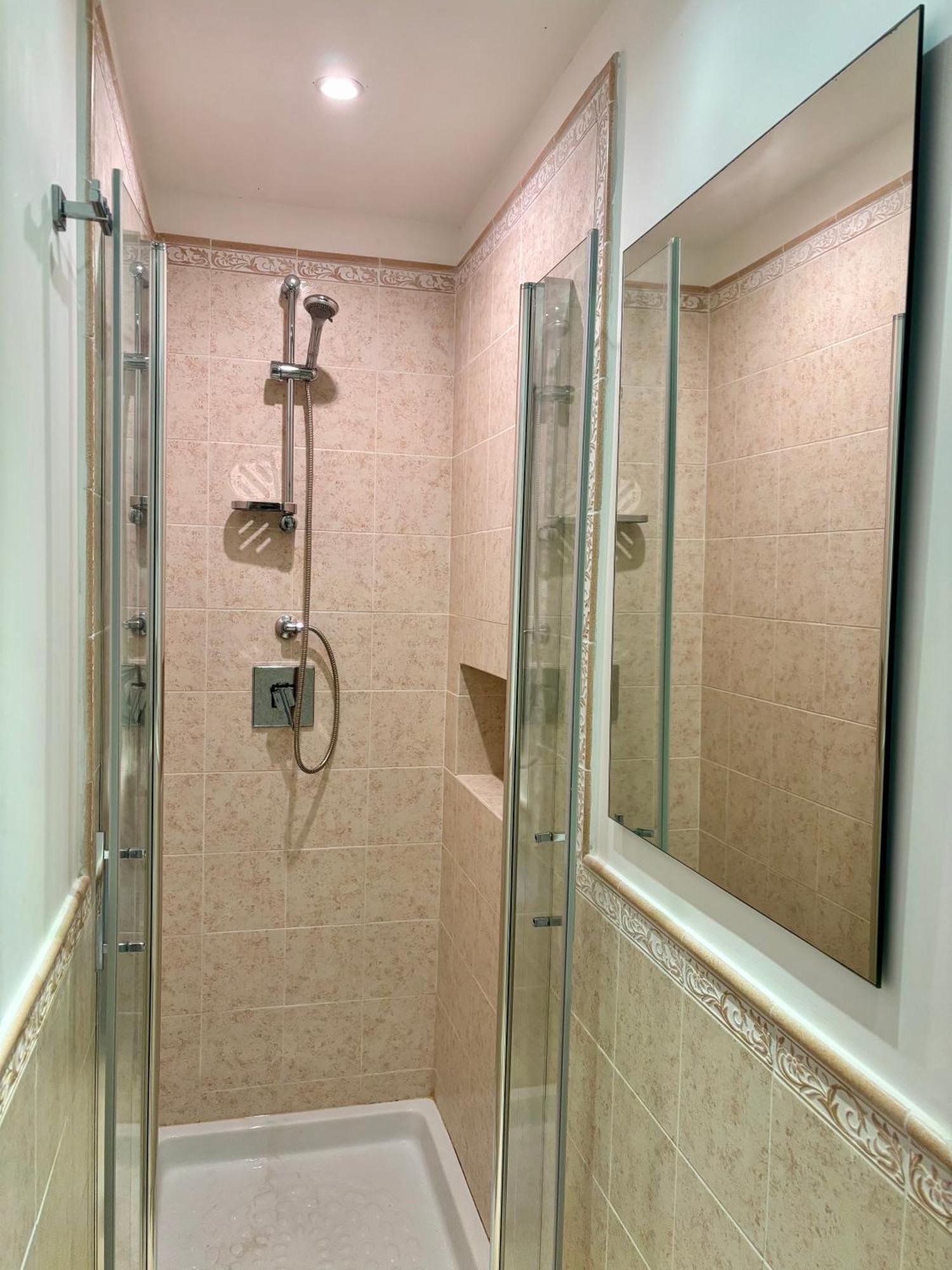 Mara'S House, 10 Minuti A Piedi Dal Centro, Parcheggio Privato Taormina Ngoại thất bức ảnh